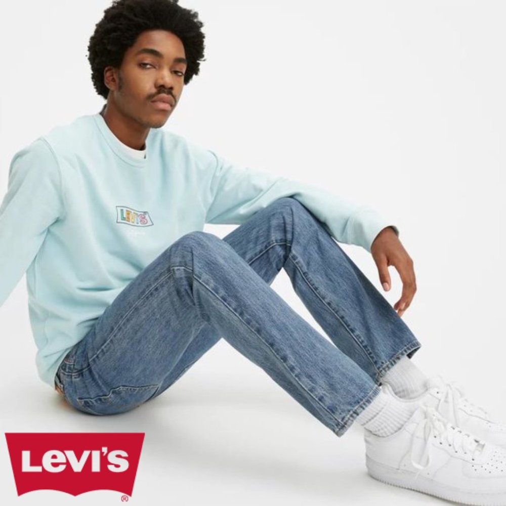 Levi 501's in Medium Stonewash - sz. 33/32